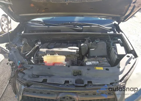 2011 Toyota Rav4 из США, поврежденный, VIN 2T3ZF4DV1BW079356